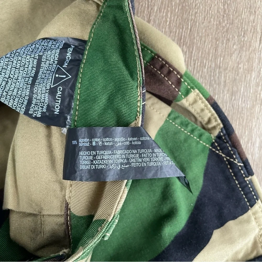 NWT Zara Premium Denim Collection The Straight Cargo camouflage Pants Size 6